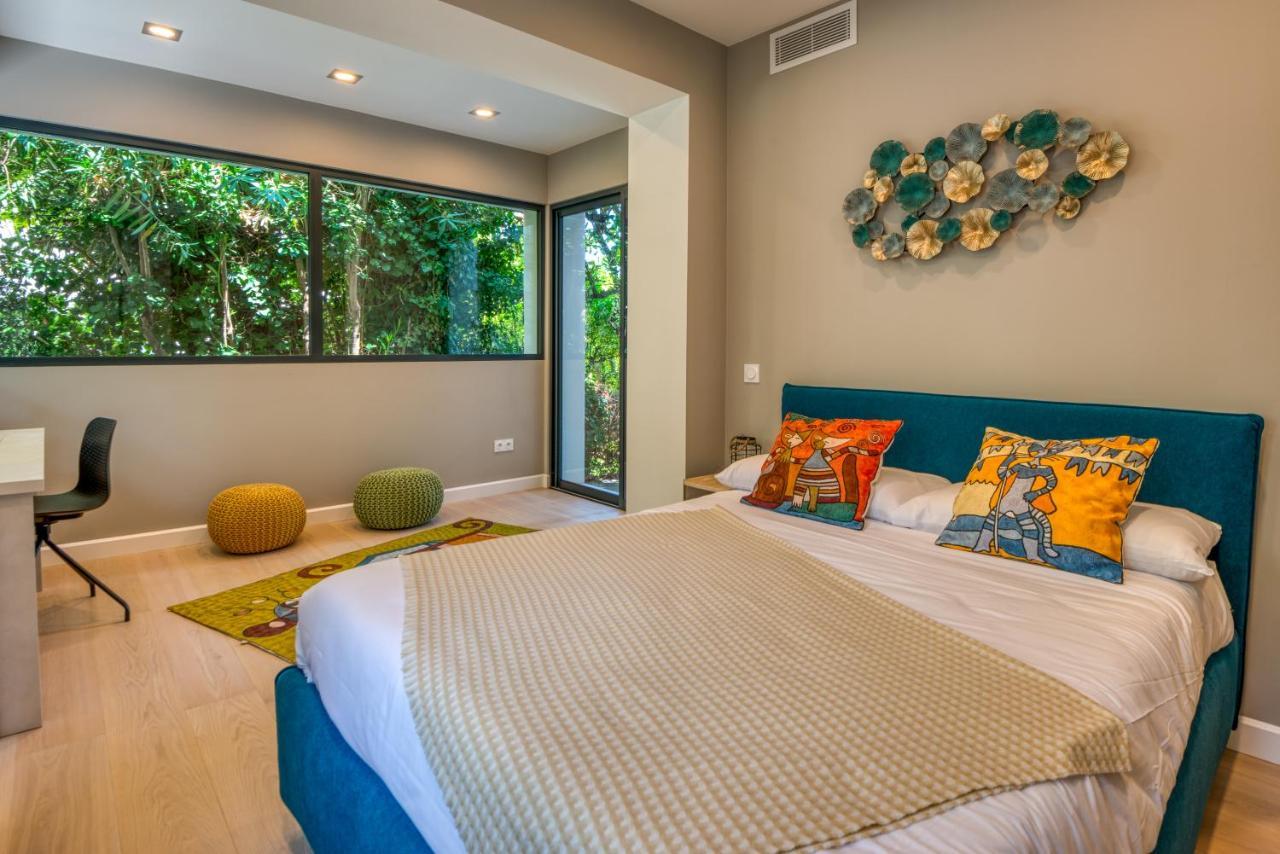 Deluxe Villa Graziella 200 M From The Beach 艾日 外观 照片