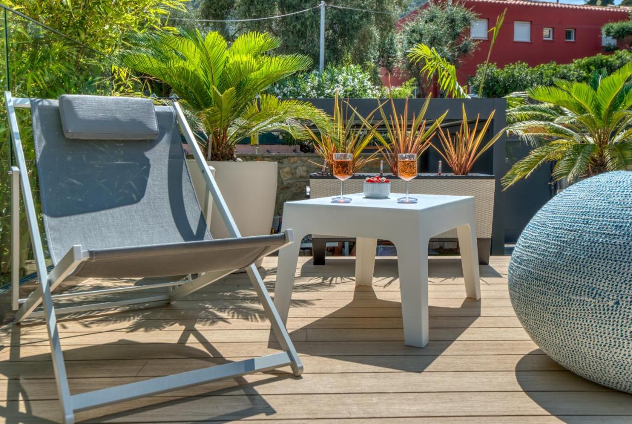 Deluxe Villa Graziella 200 M From The Beach 艾日 外观 照片