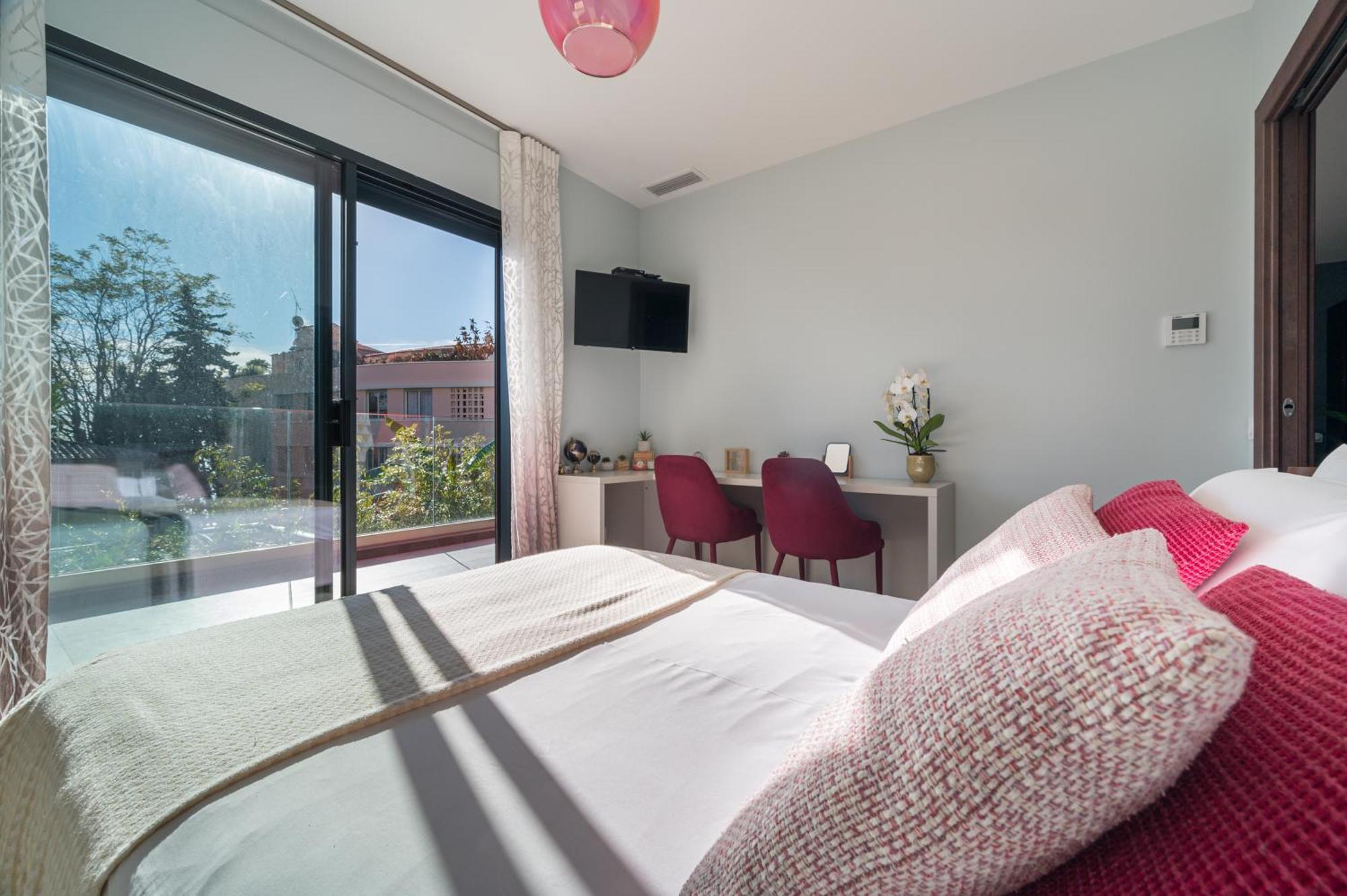 Deluxe Villa Graziella 200 M From The Beach 艾日 外观 照片
